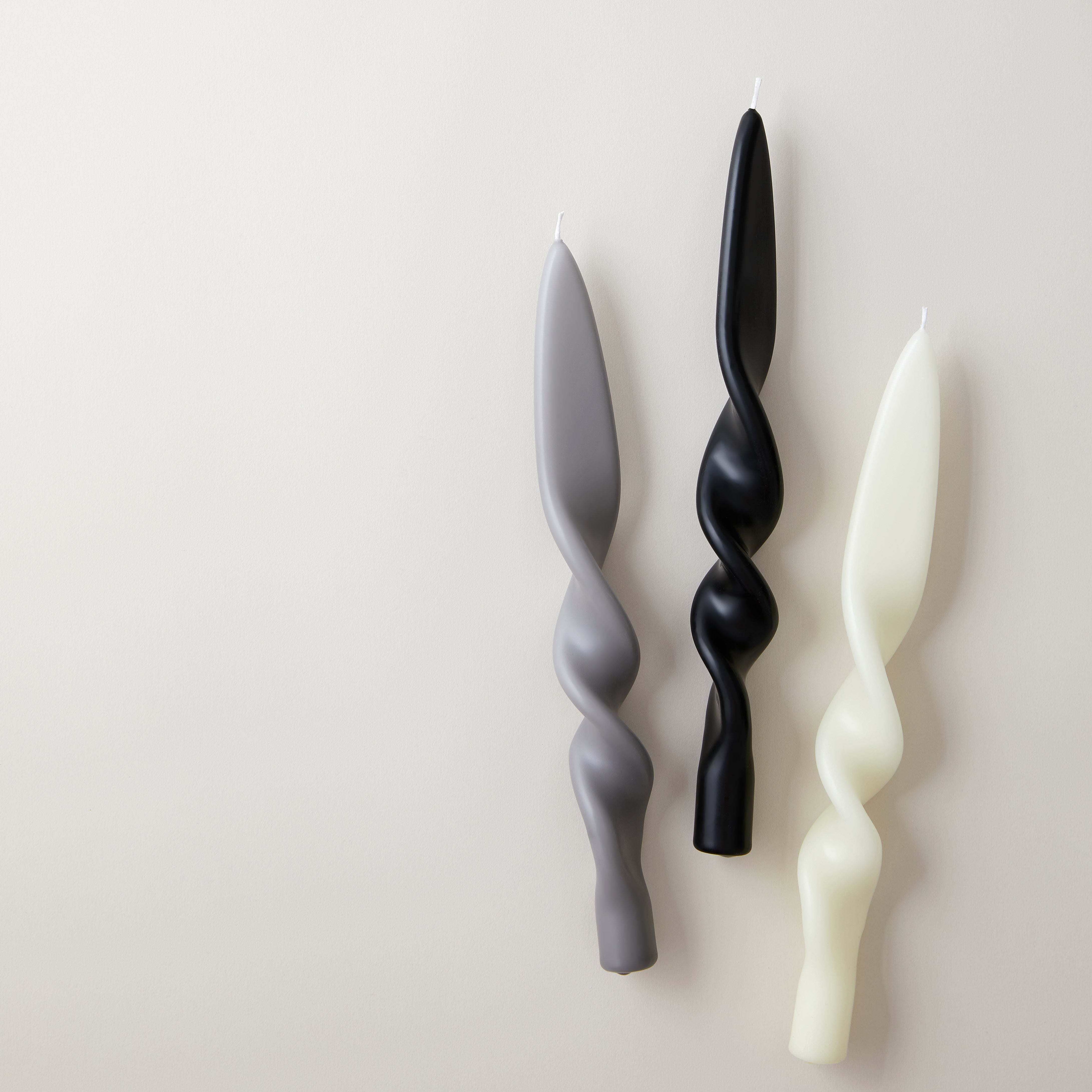 Swirl Candle - French Grey